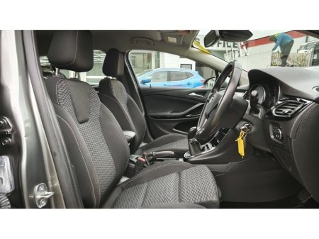 2019 Opel Astra - thumbnail 8