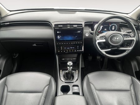 2022 Hyundai Tucson IX35 EXECUTIVE PLUS DIESEL 5 5DR €31,500 thumbnail