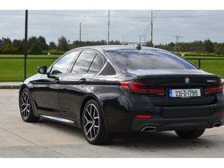 2023 BMW 5 Series - view 4