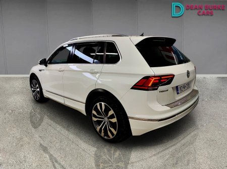 2018 Volkswagen Tiguan 2.0 TDI R-LINE 4MOTION €28,750 thumbnail