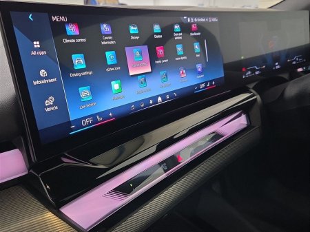 2025 BMW 5 Series 530 E M Sport Auto 530 e M Sport 530 e eDrive 22.1 kWh PHEV 299 184BHP /135 kw Auto Start/Stop thumbnail