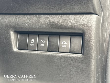 2023 Suzuki Swift 1.2  HYBRID SZ-L MANUAL - 7 years manufacturer warranty remaining €16,450 thumbnail