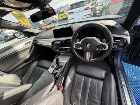 2018 BMW 5 Series - thumbnail 16