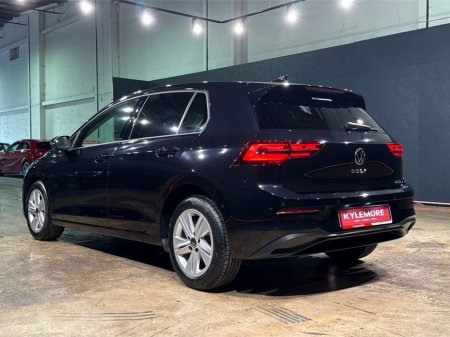 2023 Volkswagen Golf ETSI ACTIVE - FACTORY ALLOYS - DIGITAL DASH - PADDLE SHIFT - REVERSE CAMERA €27,950 thumbnail