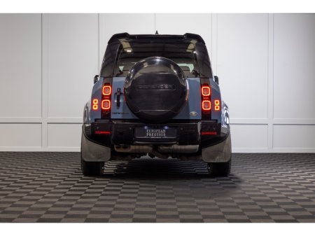2022 Land Rover Defender  €56,911 thumbnail