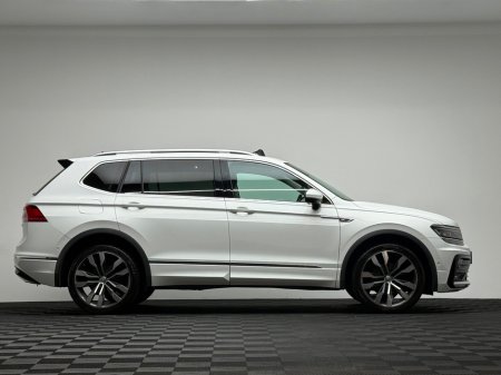 2020 Volkswagen Tiguan Allspace R-LINE 2.0TDI 150HP 7 SEATER *PAN ROOF* €32,990 thumbnail