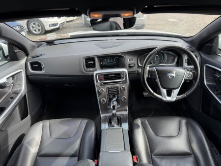 2015 Volvo V60 - thumbnail 17