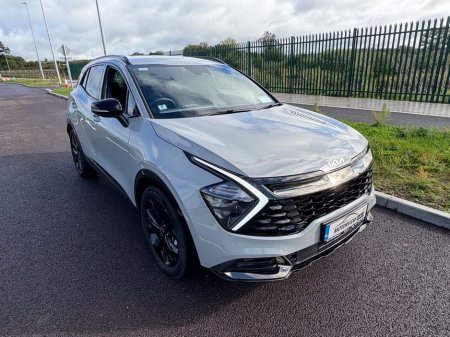 2025 Kia Sportage *2 year AA* 6 YEAR WARRANTY* Bluetooth, Touch Screen Infotainment System, All-Leather Seats, Reversing Camera,