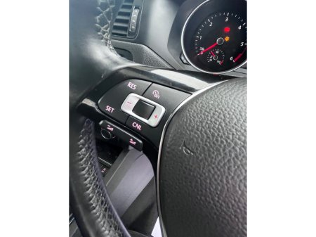 2017 Volkswagen Jetta - thumbnail 11