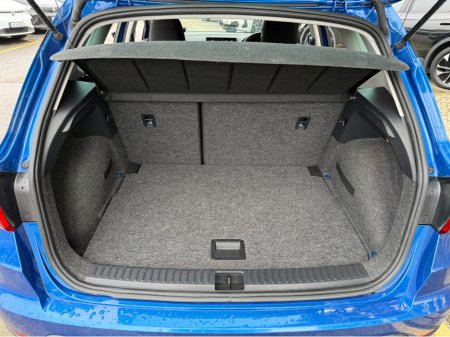 2023 SEAT Arona PARKING SENSORS..APPLE CARPLAY & ANDROID AUTO €17,950 thumbnail