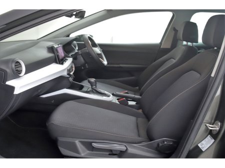 2023 SEAT Arona 1.0TSI 110BHP DSG SE+ *SAT NAV*REAR PARK SENSORS* €23,890 thumbnail