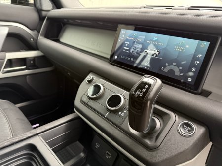 2021 Land Rover Defender - thumbnail 6