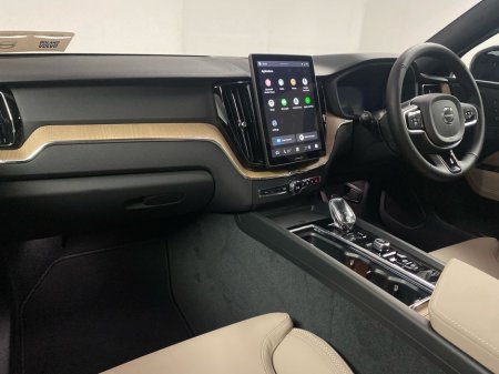 2026 Volvo XC60 - thumbnail 12