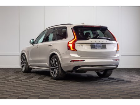 2025 Volvo XC90 - thumbnail 4