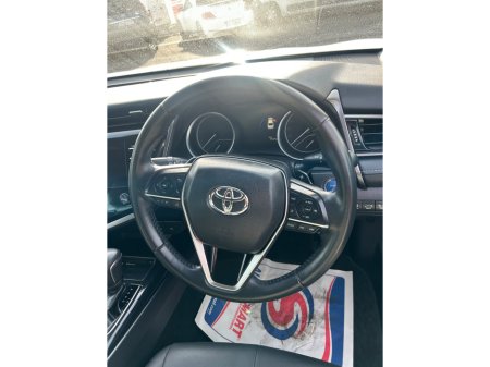 2020 Toyota Camry - thumbnail 8