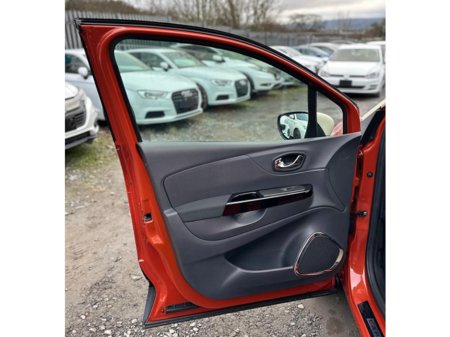 2016 Renault Captur - thumbnail 6