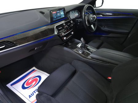 2017 BMW 5 Series - thumbnail 16