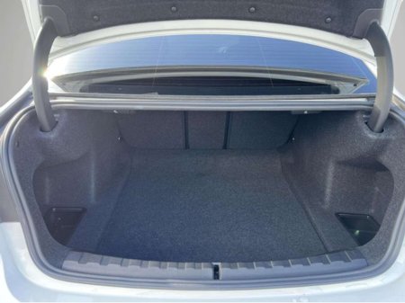 2019 BMW 3 Series - thumbnail 18