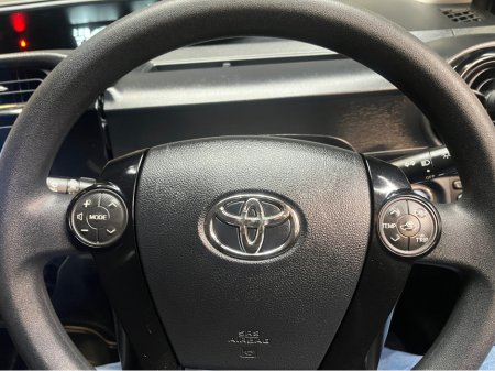 2017 Toyota Aqua 2017 hybrid auto €10,995 thumbnail
