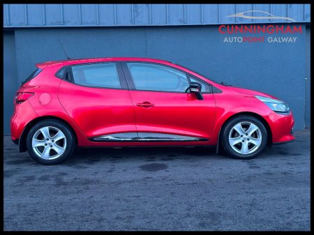 2016 Renault Clio 1.2i Dynamique Nav 5 Door €8,995 thumbnail