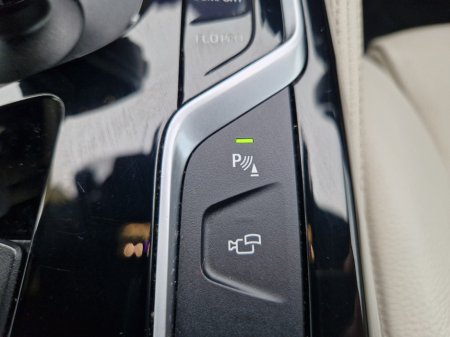 2018 BMW 5 Series - thumbnail 43