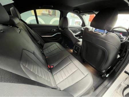 2024 BMW 3 Series - thumbnail 19