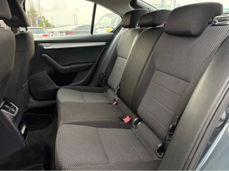 2016 Skoda Octavia AMBITION 1.6 TDI 110HP 4DR €8,950 thumbnail