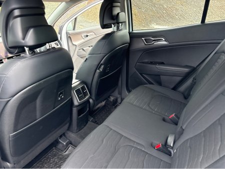 2023 Kia Sportage - thumbnail 12