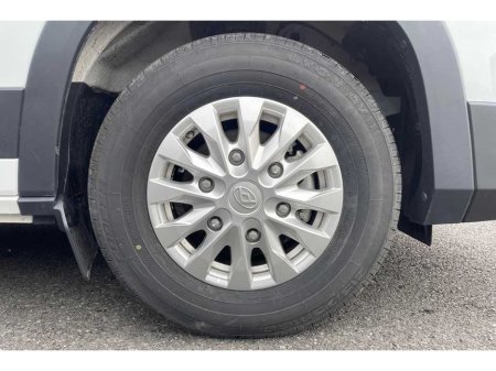 2023 Maxus eDeliver 9 BASE LXH P/V €47,824 thumbnail