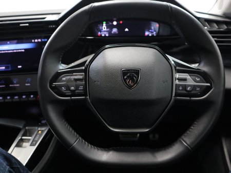 2023 Peugeot 408 *38* ALLURE 1.2 130 AUTOMATIC 6 €25,800 thumbnail