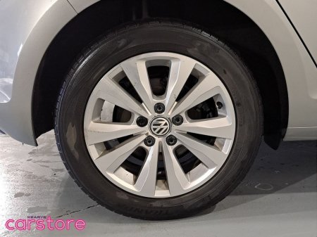 2016 Volkswagen Golf 1.2 TSI 5DR 85HP Comfort line €14,880 thumbnail