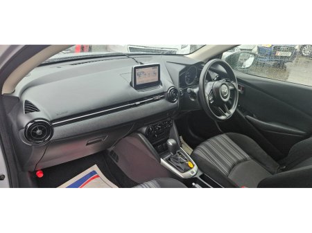 2017 Mazda Mazda2 - thumbnail 23