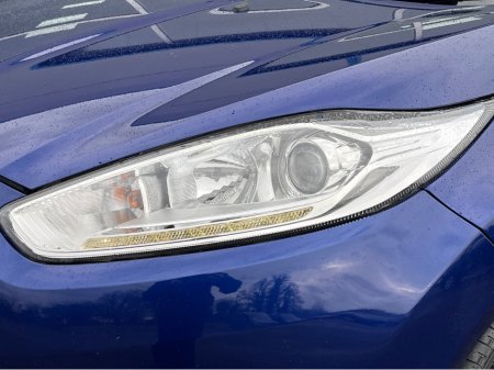 2016 Ford Fiesta 1.25 ZETEC 82PS 3DR €9,500 thumbnail