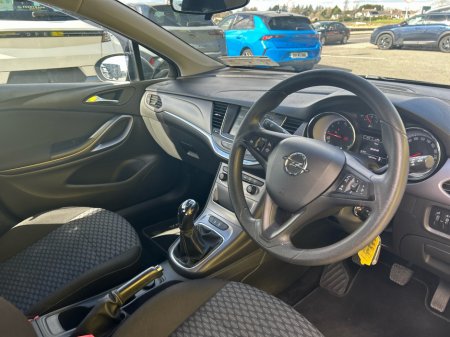 2016 Opel Astra - thumbnail 6