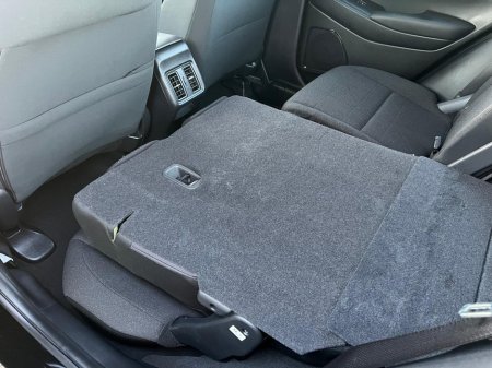 2024 Honda HR-V HR-V 1.5i-MMD e:HEV Elegance €35,950 thumbnail