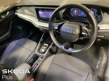 2025 Skoda Octavia Selection 1.5TSI 115bhp DSG mHEV €33,950 thumbnail