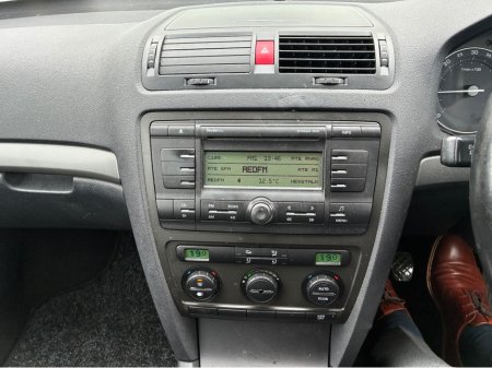 2008 Skoda Octavia - thumbnail 18