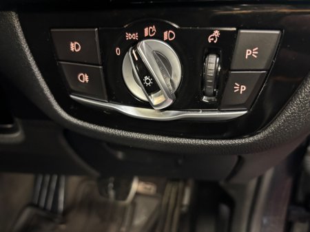 2019 BMW 5 Series - thumbnail 13