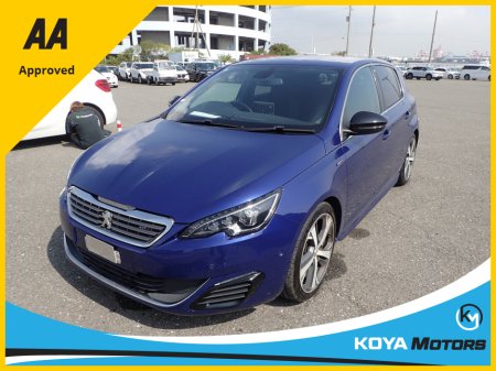 2017 Peugeot 308 GT 2.0 HDI DIESEL 180 BHP AUTOMATIC // GENUINE GT TOP SPEC CAR // GT SUEDE SPORTS BUCKET SEATS // REVERSING CAMERA // GT FLAT BOTTOM SPORTS STEERING WHEEL €17,950