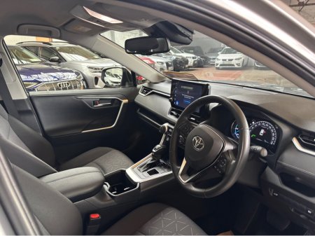 2024 Toyota Rav4 - thumbnail 13