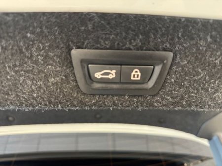 2018 BMW 5 Series - thumbnail 19