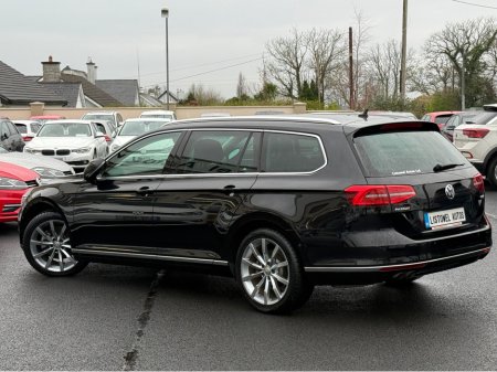 2020 Volkswagen Passat - thumbnail 2