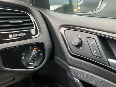 2014 Volkswagen Golf 1.4 TSI 150 BHP HIGHLINE DSG 5DR // LOW MILEAGE // GREAT CONDITION // REVERSE CAMERA, CRUISE AND PRIVACY GLASS // €10,950 thumbnail