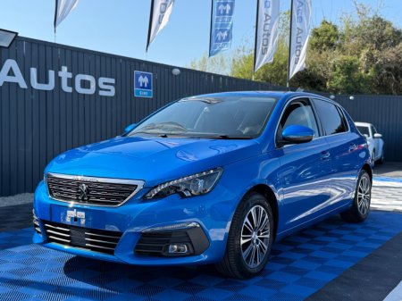 2021 Peugeot 308 - photo 2