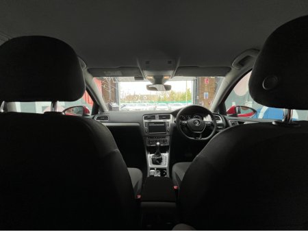 2017 Volkswagen Golf - thumbnail 13