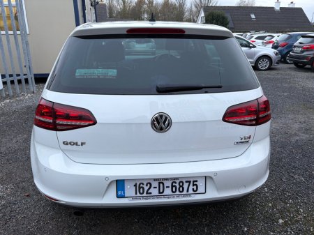 2016 Volkswagen Golf 1.6TDI 3DR 110HP Highline €16,995