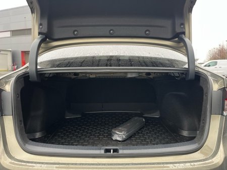 2020 Toyota Corolla COROLLA HYBRID SOL 4DR SALOON €22,950 thumbnail