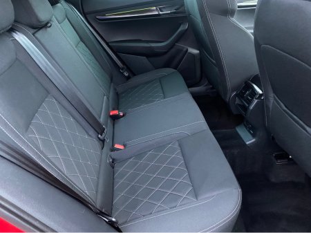 2023 Skoda Karoq SPORT 2.0 TDI 115HP DSG 5 5DR AUTO €33,995 thumbnail