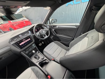 2019 Volkswagen Tiguan R-LINE 4WD - 2.0L DIESEL - AUTO - 12M WARRANTY - CAR: 1724 €32,950 thumbnail