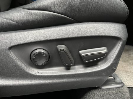 2023 Toyota Corolla - thumbnail 12